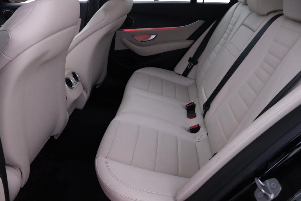 MERCEDES-BENZ E 2017