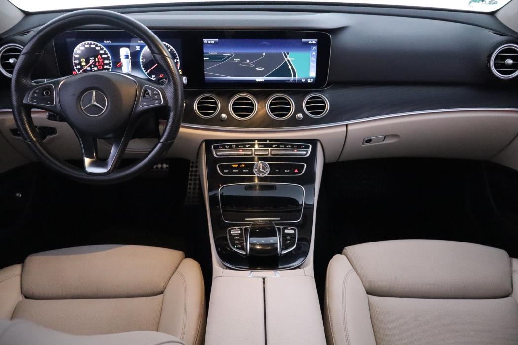 MERCEDES-BENZ E 2017
