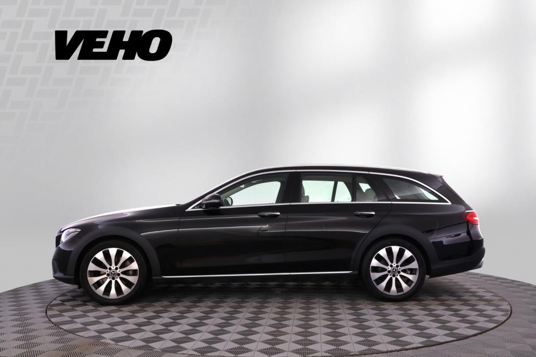 MERCEDES-BENZ E 2017