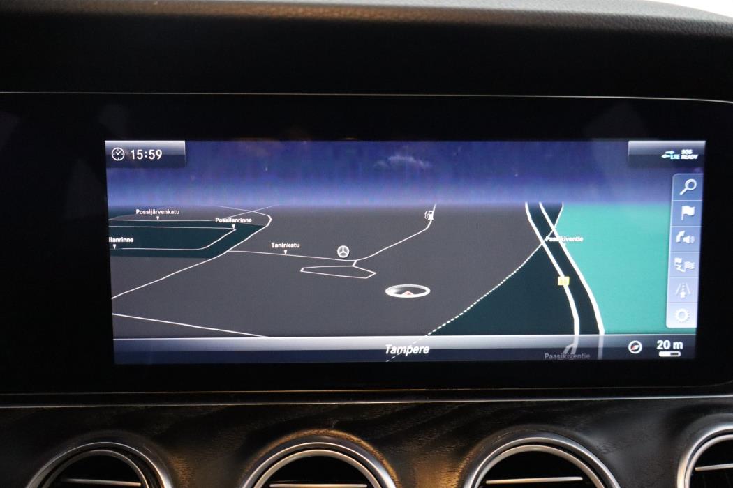 MERCEDES-BENZ E 2017