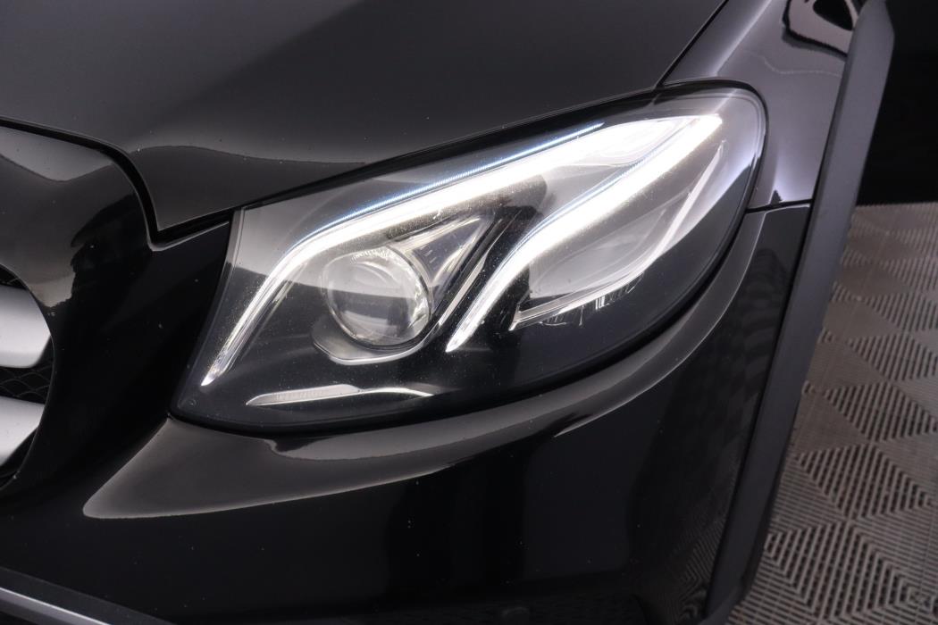 MERCEDES-BENZ E 2017