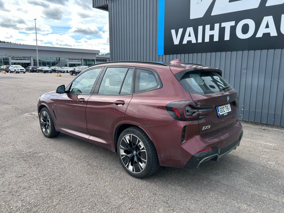 BMW iX3 2022