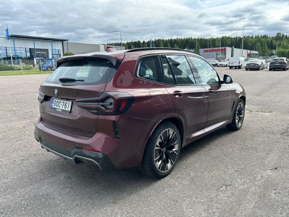 BMW iX3 2022