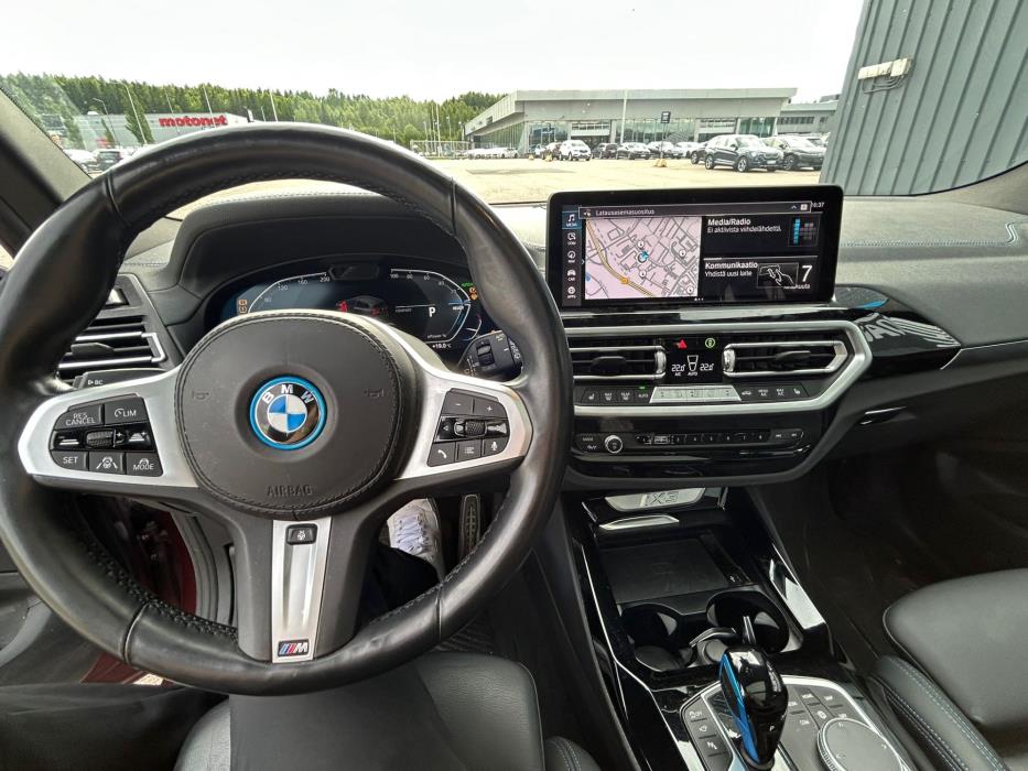 BMW iX3 2022