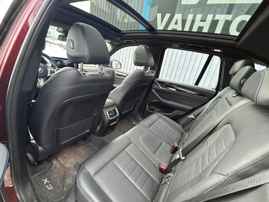BMW iX3 2022