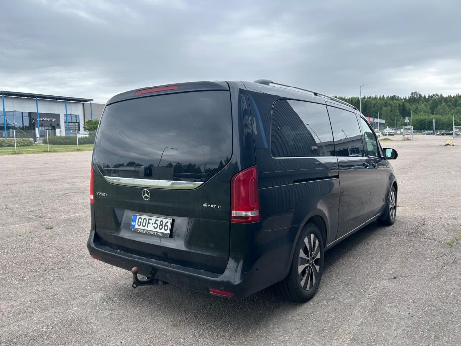 Mercedes-Benz V 2020