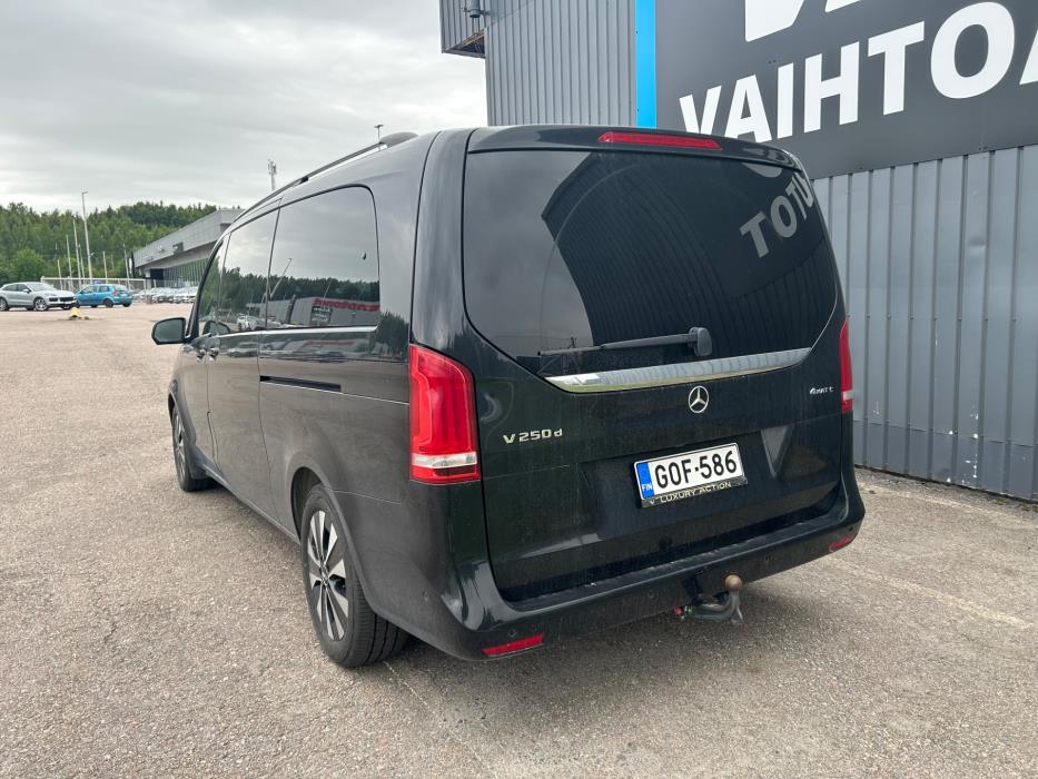 Mercedes-Benz V 2020