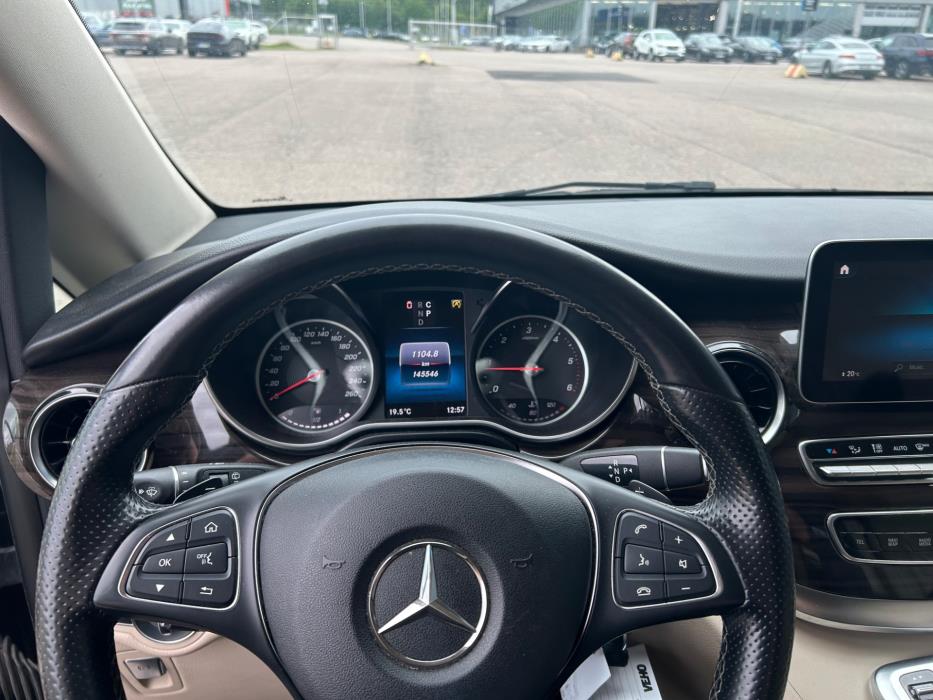 Mercedes-Benz V 2020