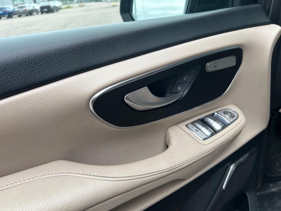 Mercedes-Benz V 2020