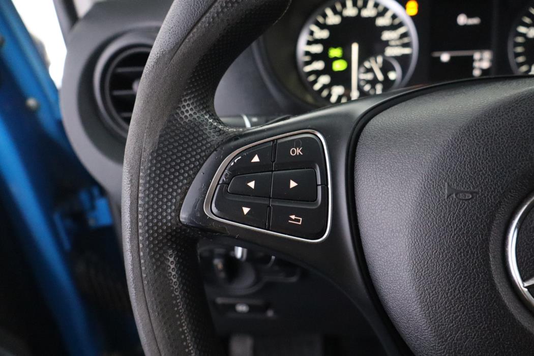 MERCEDES-BENZ VITO 2015