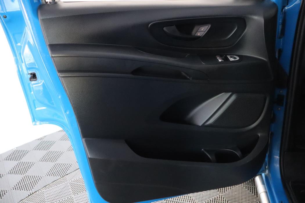 MERCEDES-BENZ VITO 2015