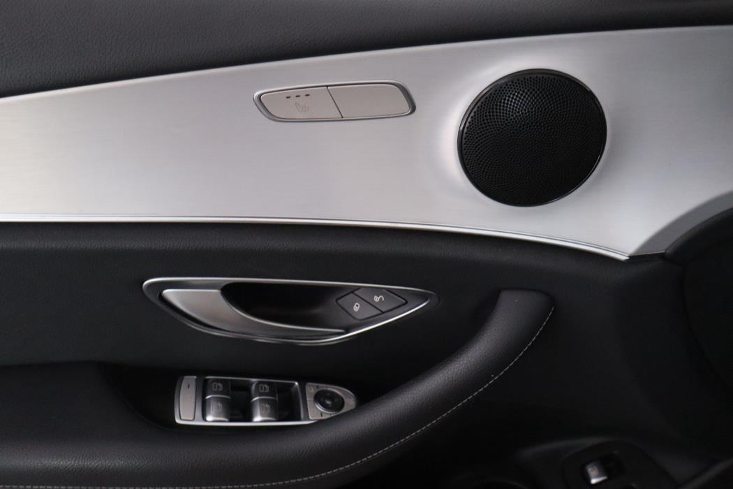 Mercedes-Benz E 2022