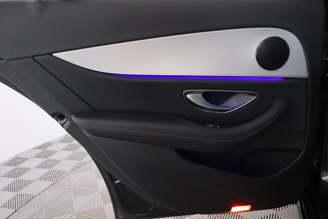 Mercedes-Benz E 2022