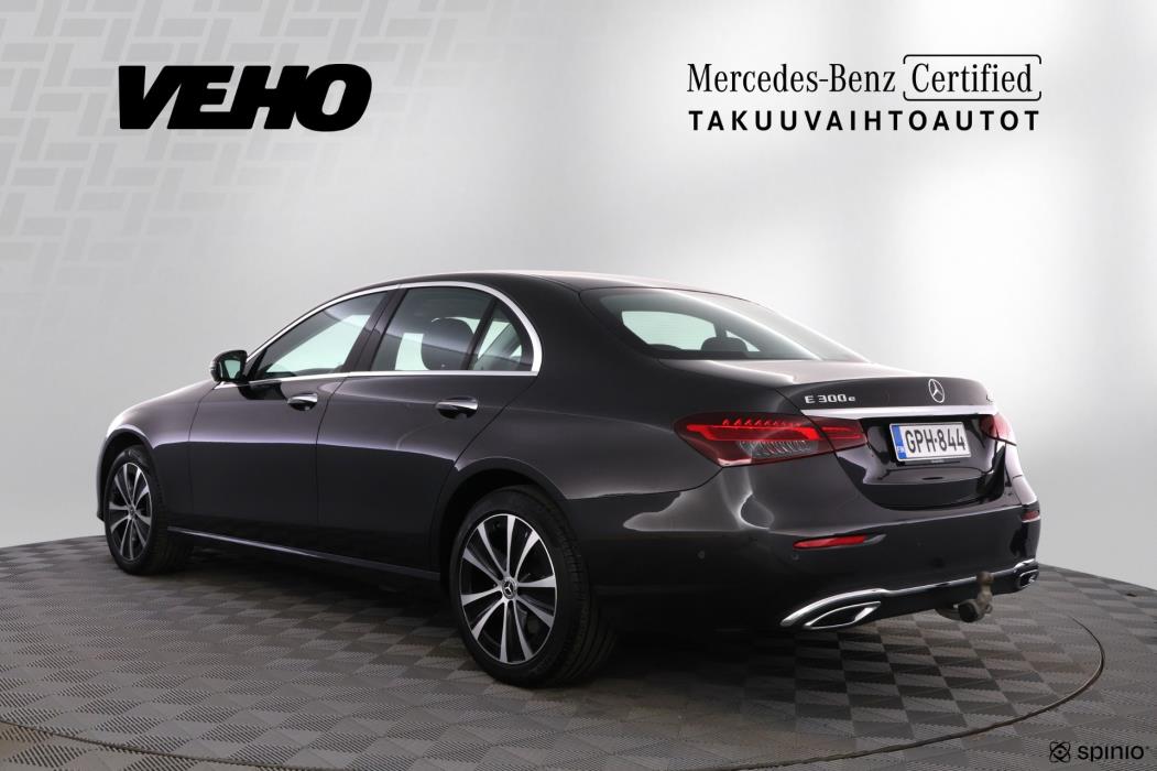 Mercedes-Benz E 2022