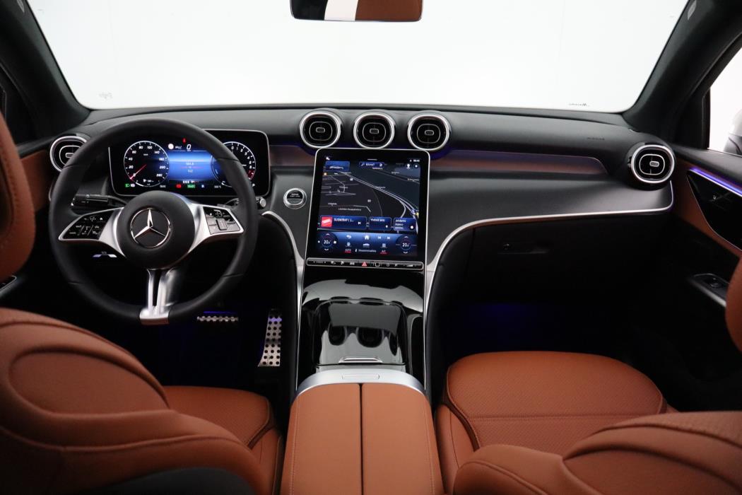 Mercedes-Benz GLC 2023