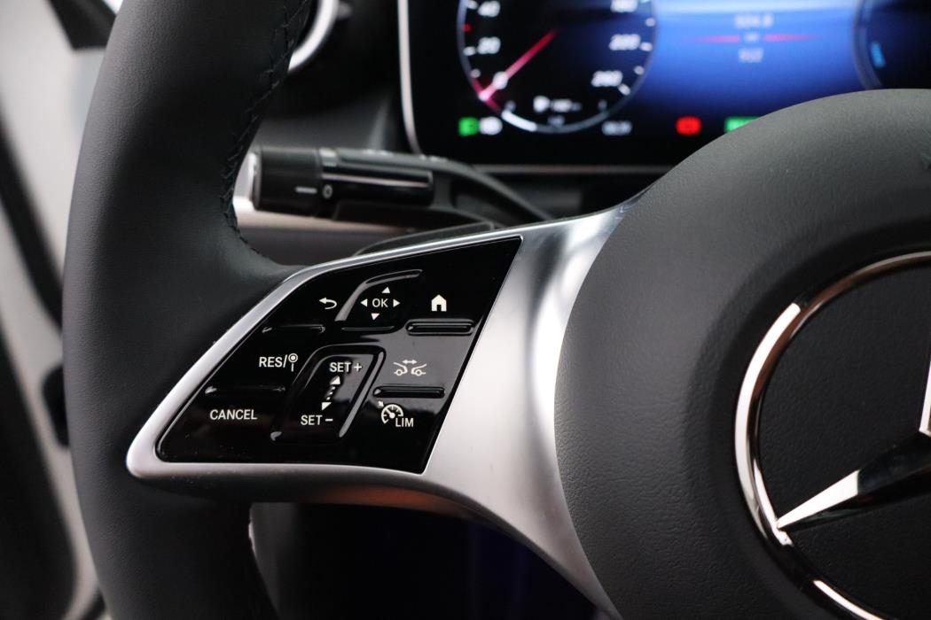 Mercedes-Benz GLC 2023