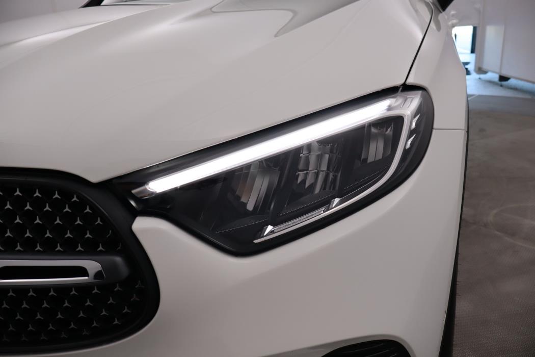 Mercedes-Benz GLC 2023