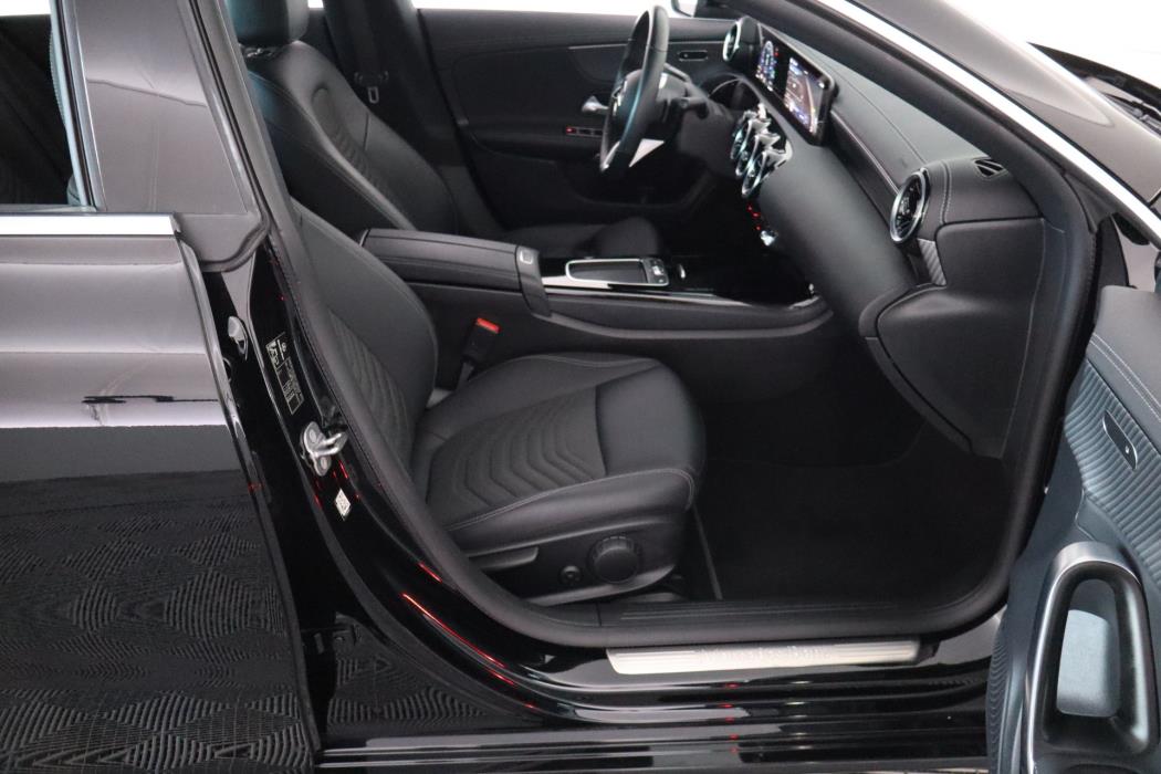 Mercedes-Benz CLA 2024