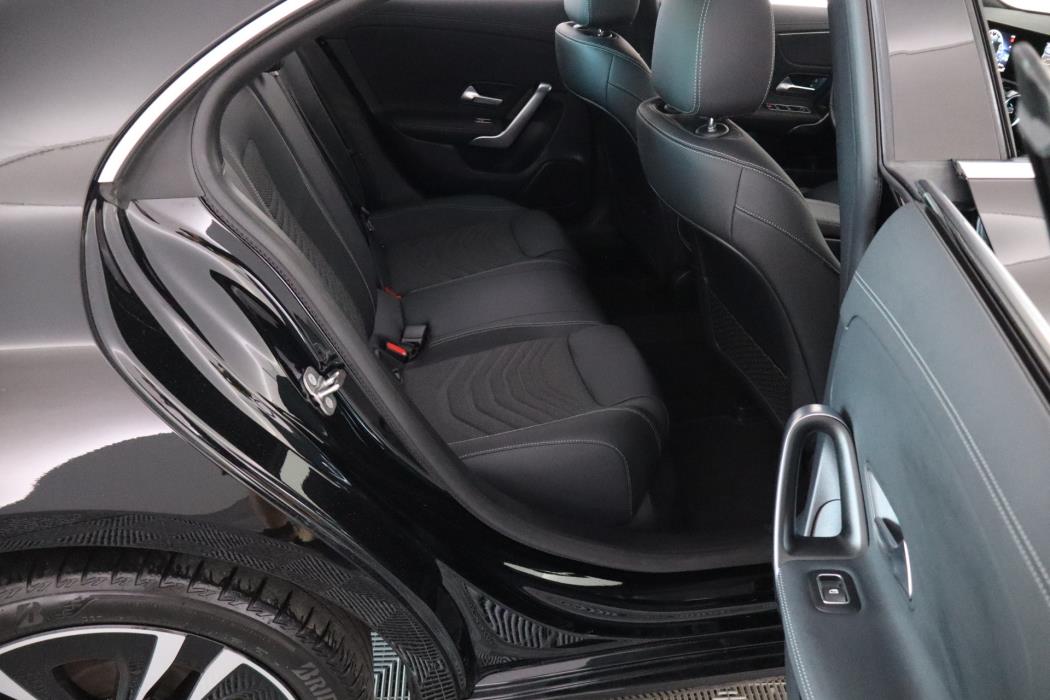 Mercedes-Benz CLA 2024