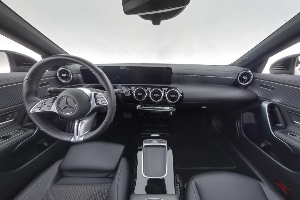 Mercedes-Benz CLA 2024
