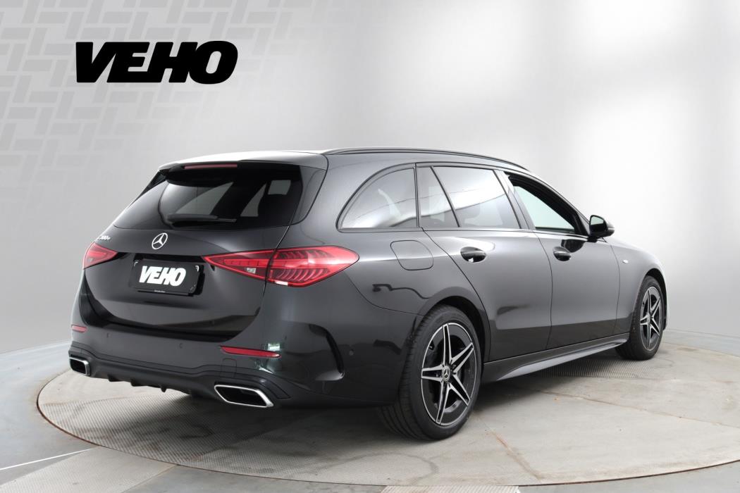 MERCEDES-BENZ C 2025