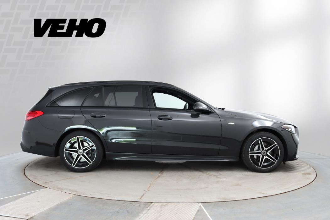 MERCEDES-BENZ C 2025