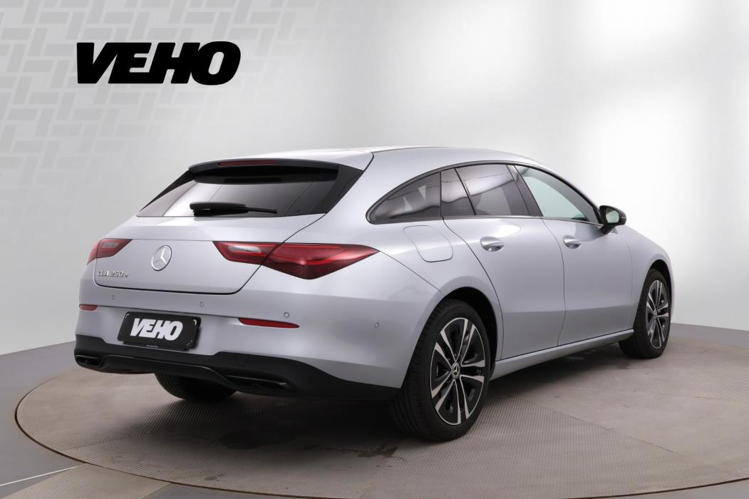 Mercedes-Benz CLA 2025