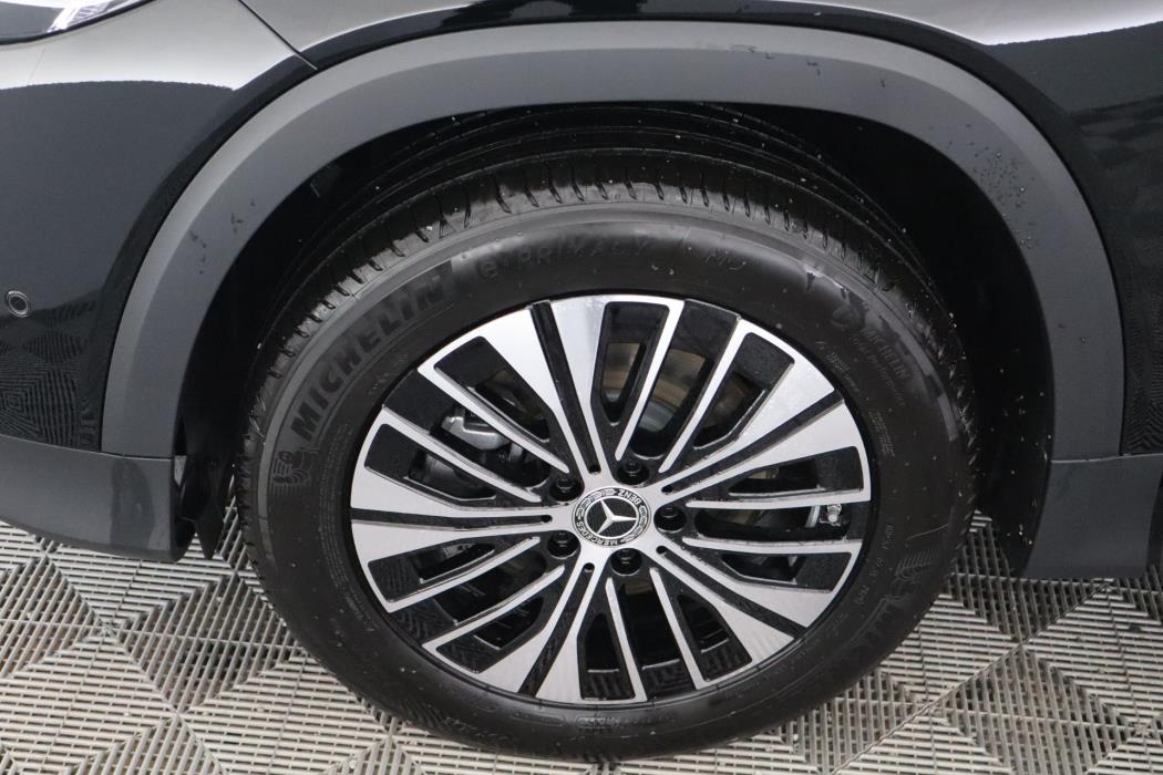 Mercedes-Benz EQB 2026