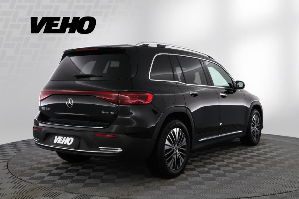 Mercedes-Benz EQB 2026