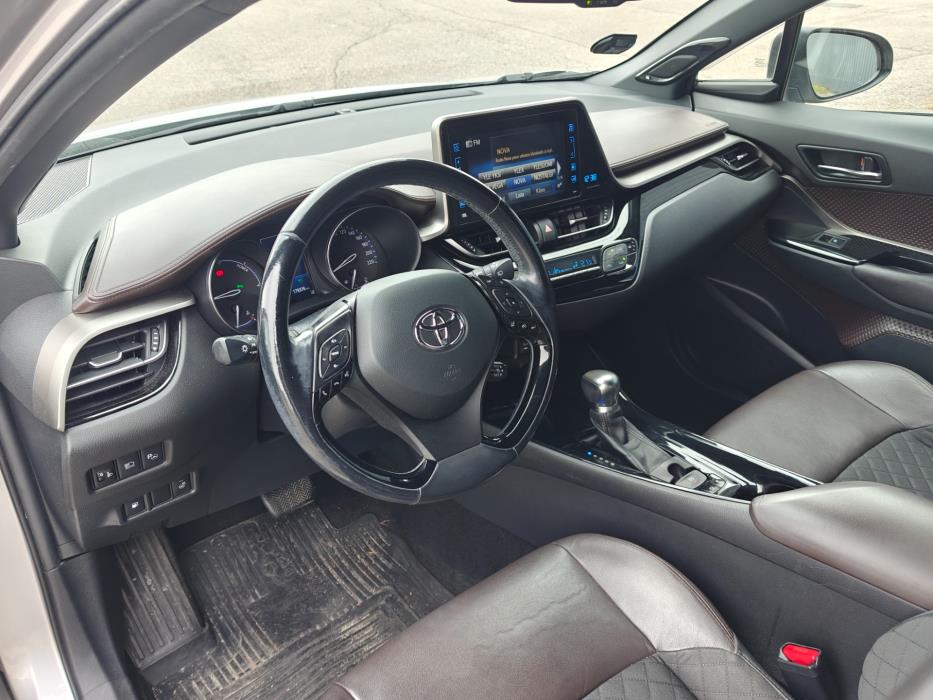 Toyota C-HR 2017