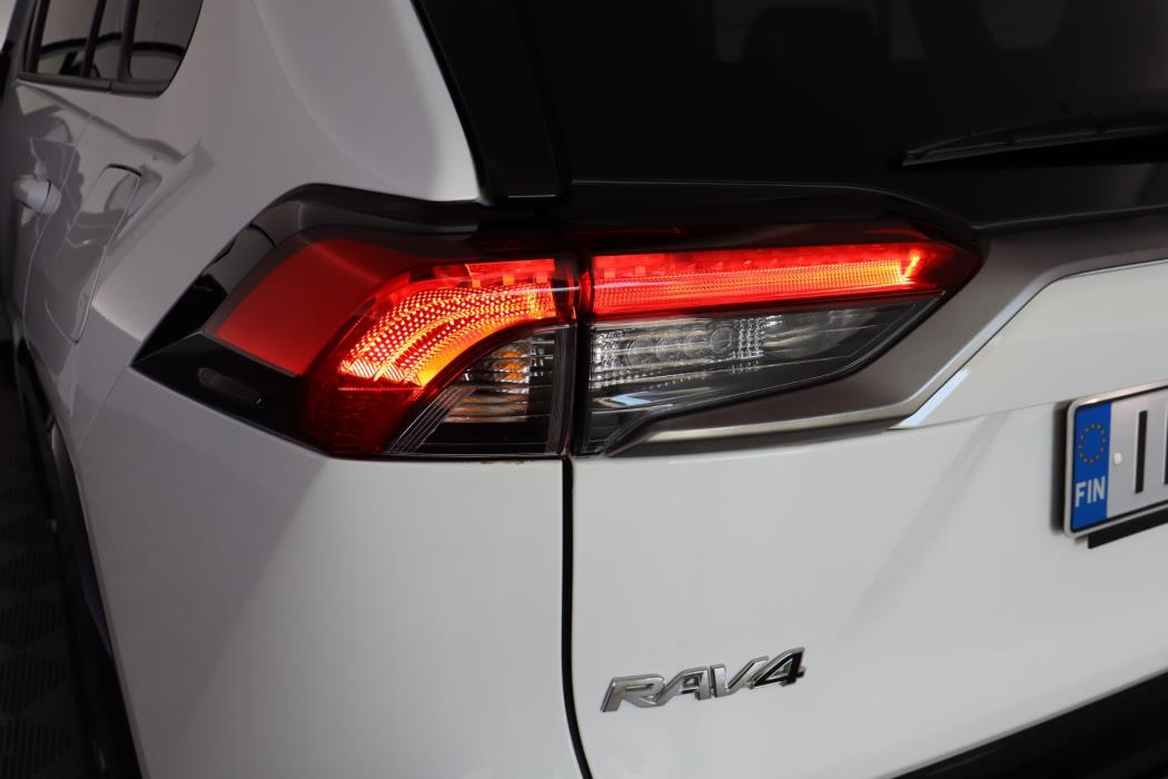 TOYOTA RAV4 Plug-in 2023