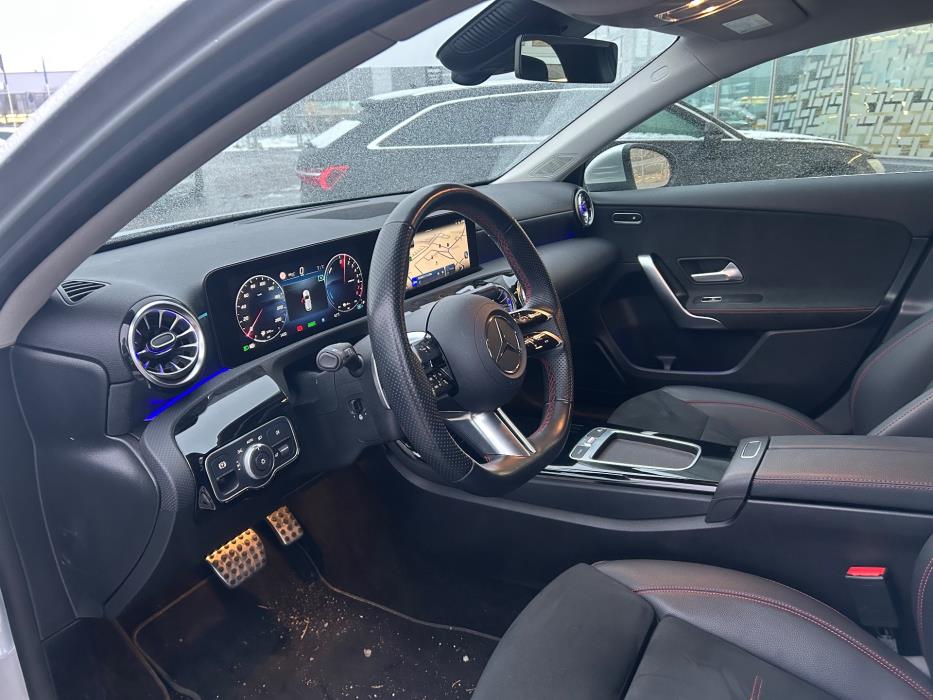 Mercedes-Benz A 2023