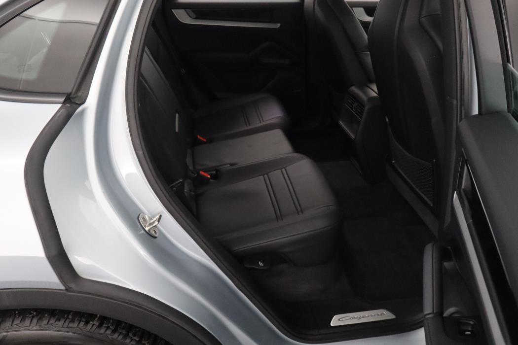 Porsche Cayenne 2023