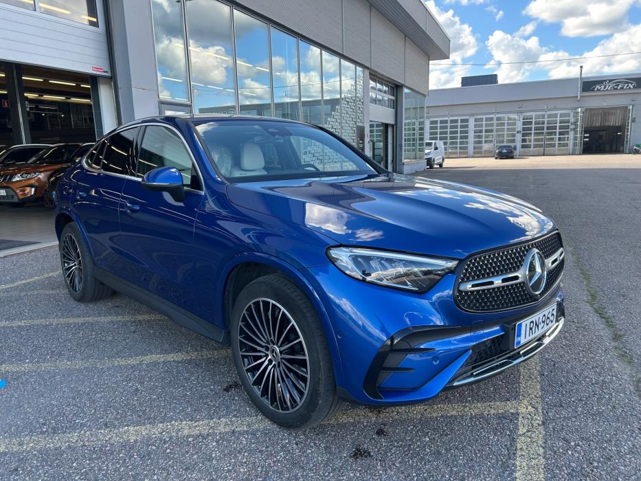 Mercedes-Benz GLC 2023