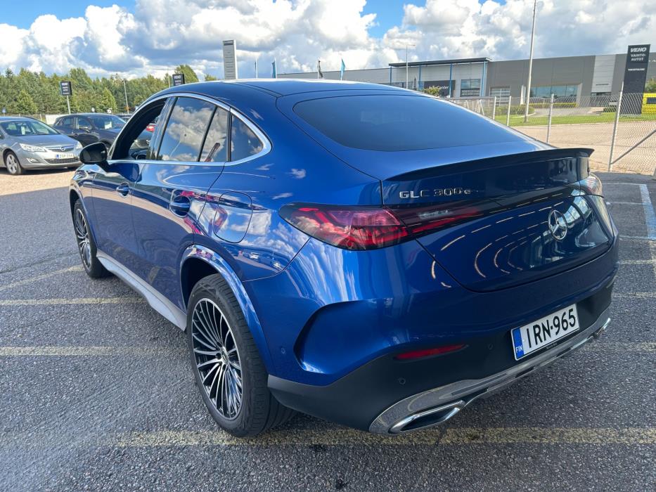 Mercedes-Benz GLC 2023