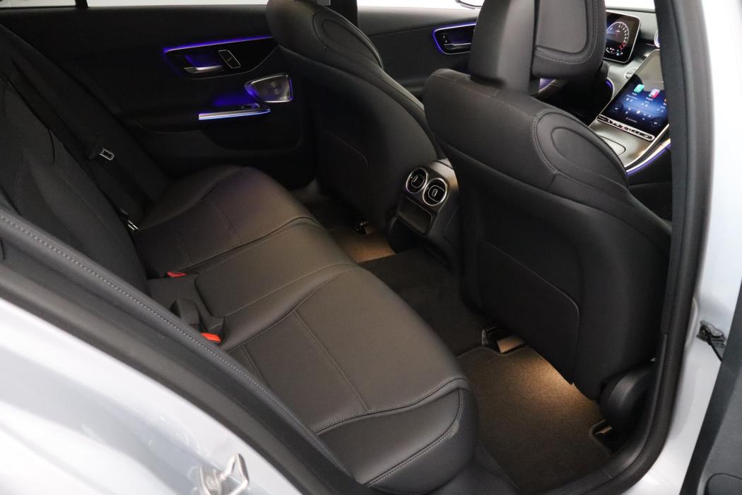 Mercedes-Benz C 2025