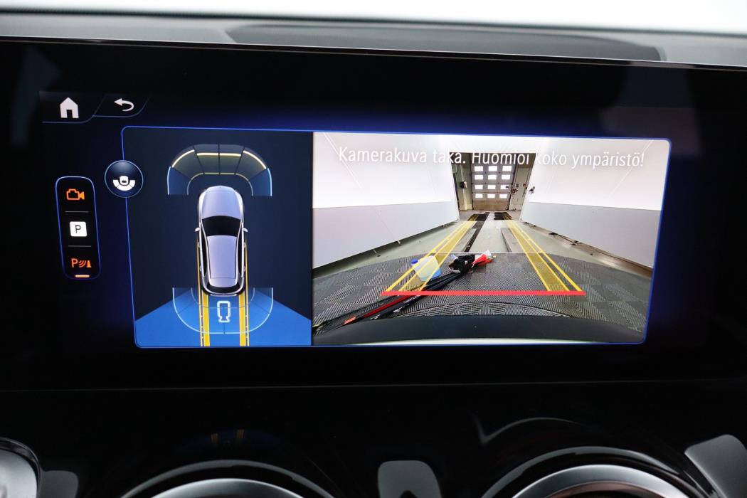 Mercedes-Benz EQB 2025