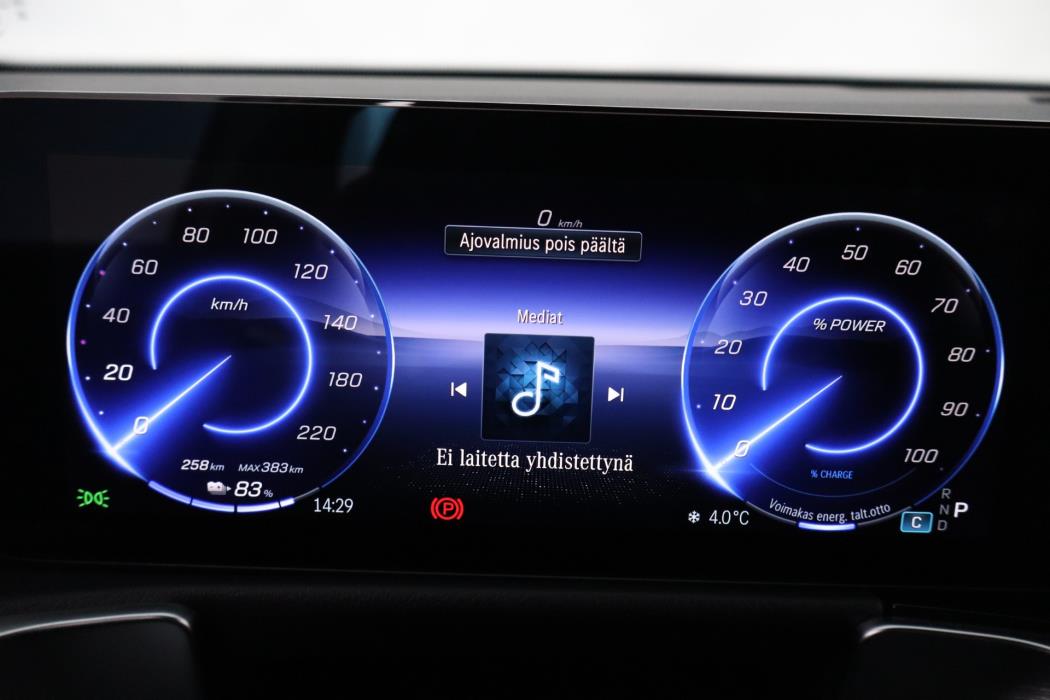 Mercedes-Benz EQB 2025