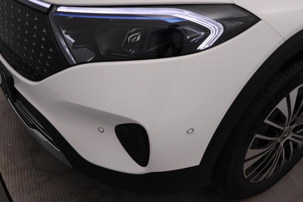 Mercedes-Benz EQB 2025