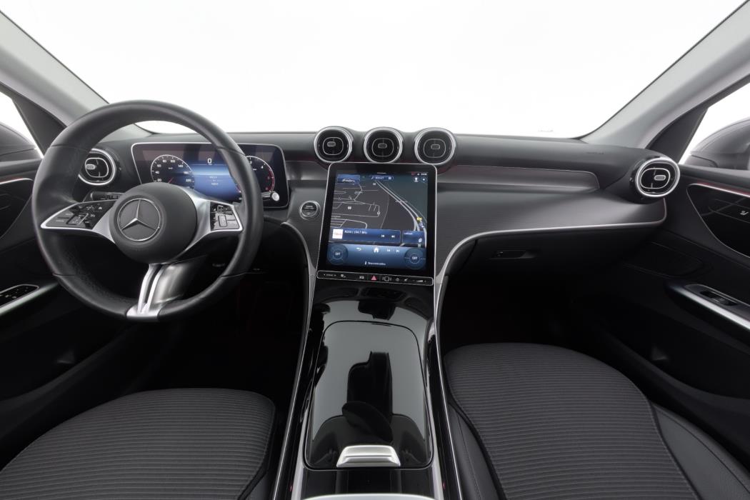 MERCEDES-BENZ GLC 2023