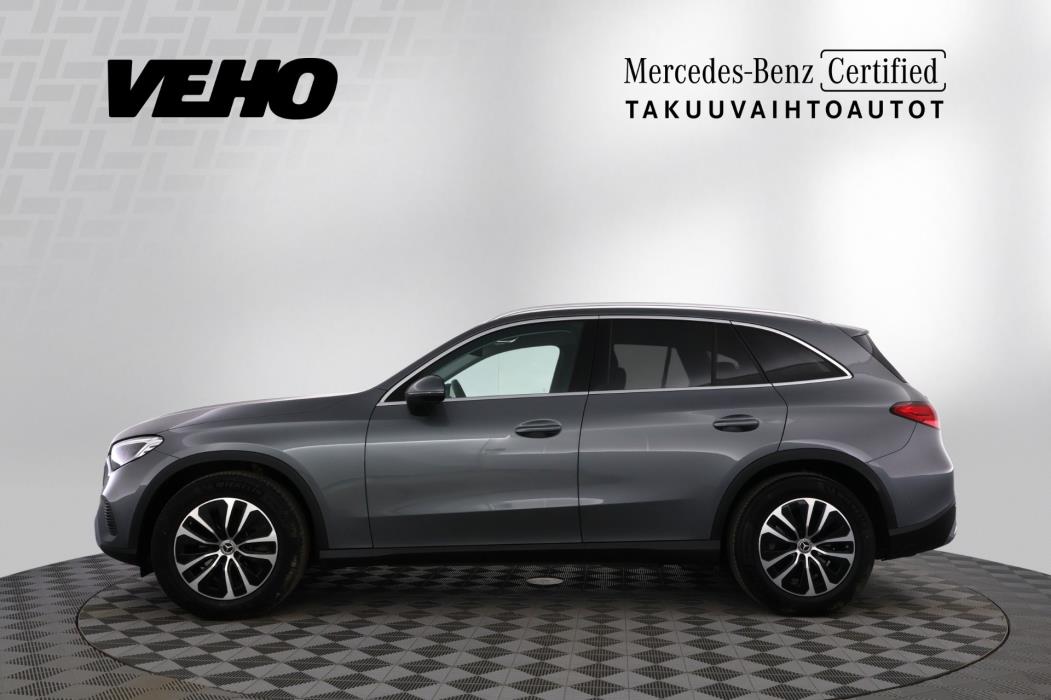 MERCEDES-BENZ GLC 2023