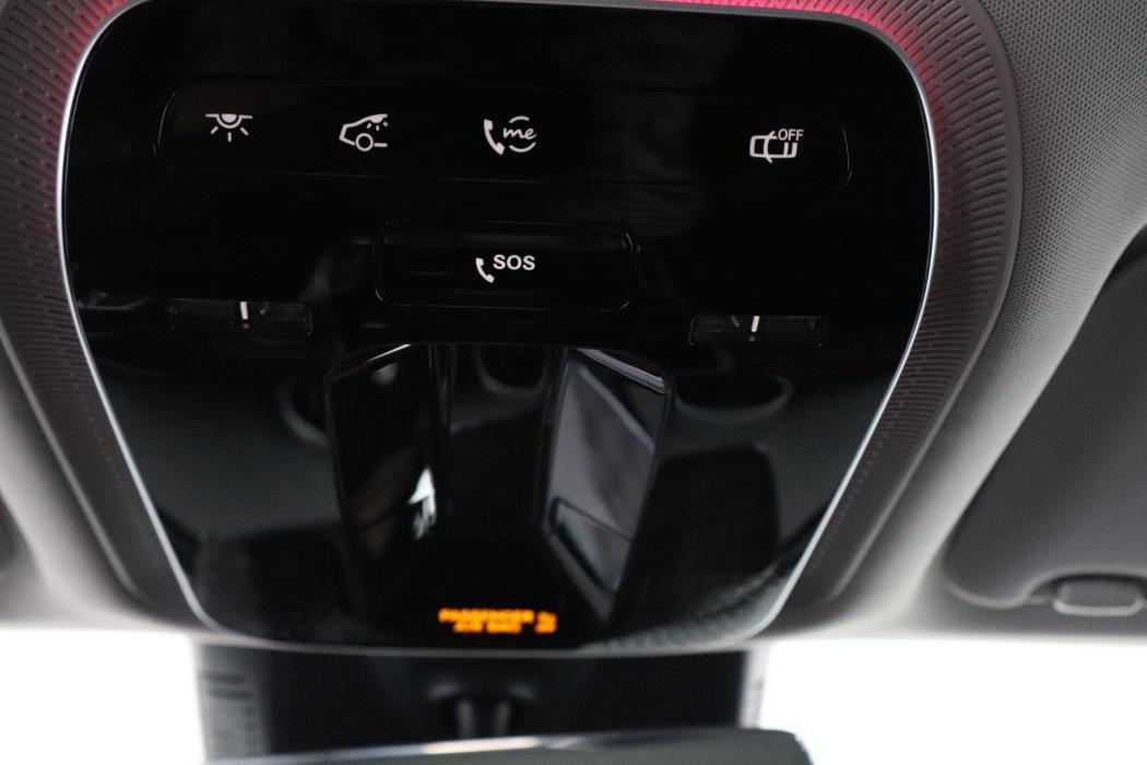 MERCEDES-BENZ GLC 2023