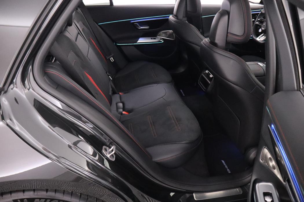 MERCEDES-BENZ E 53 AMG 2025