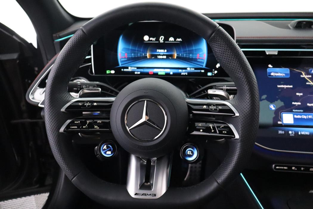MERCEDES-BENZ E 53 AMG 2025