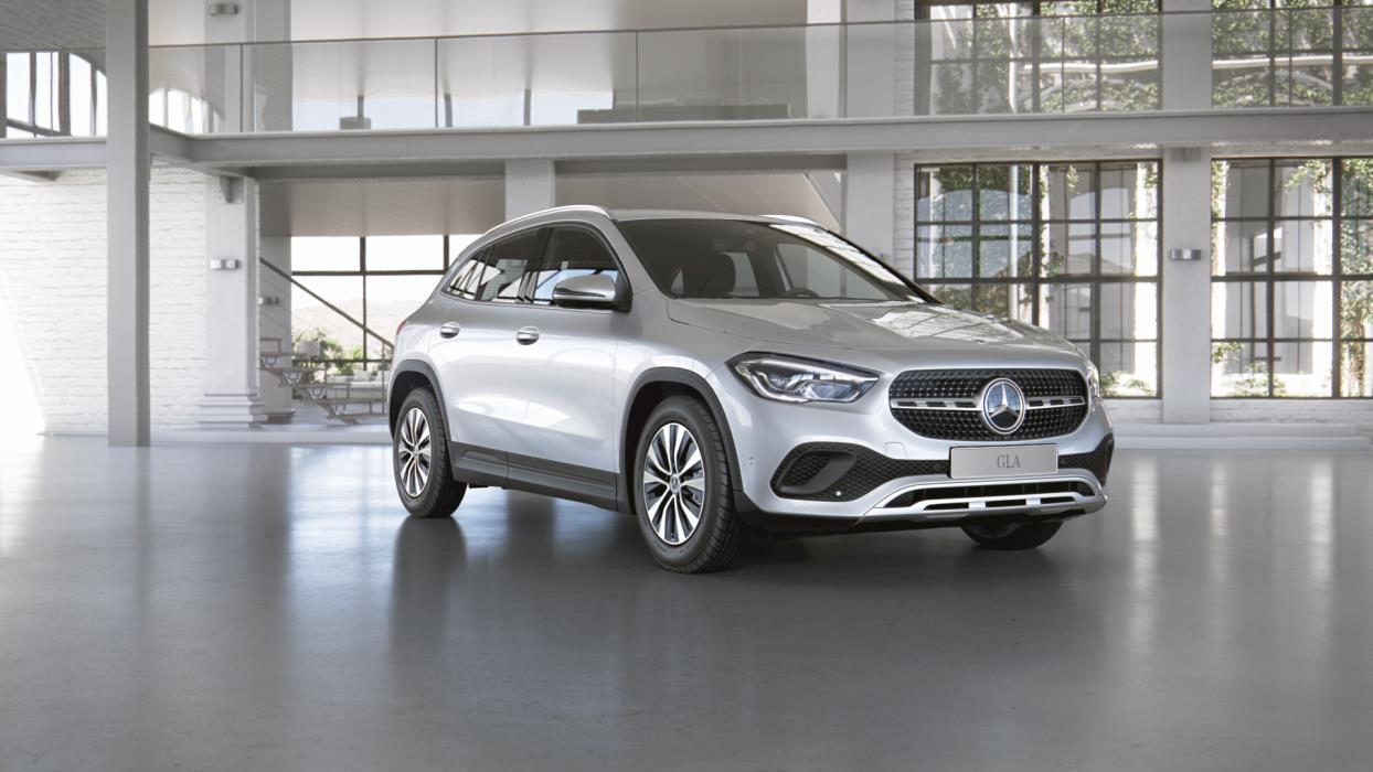 MERCEDES-BENZ GLA 2021