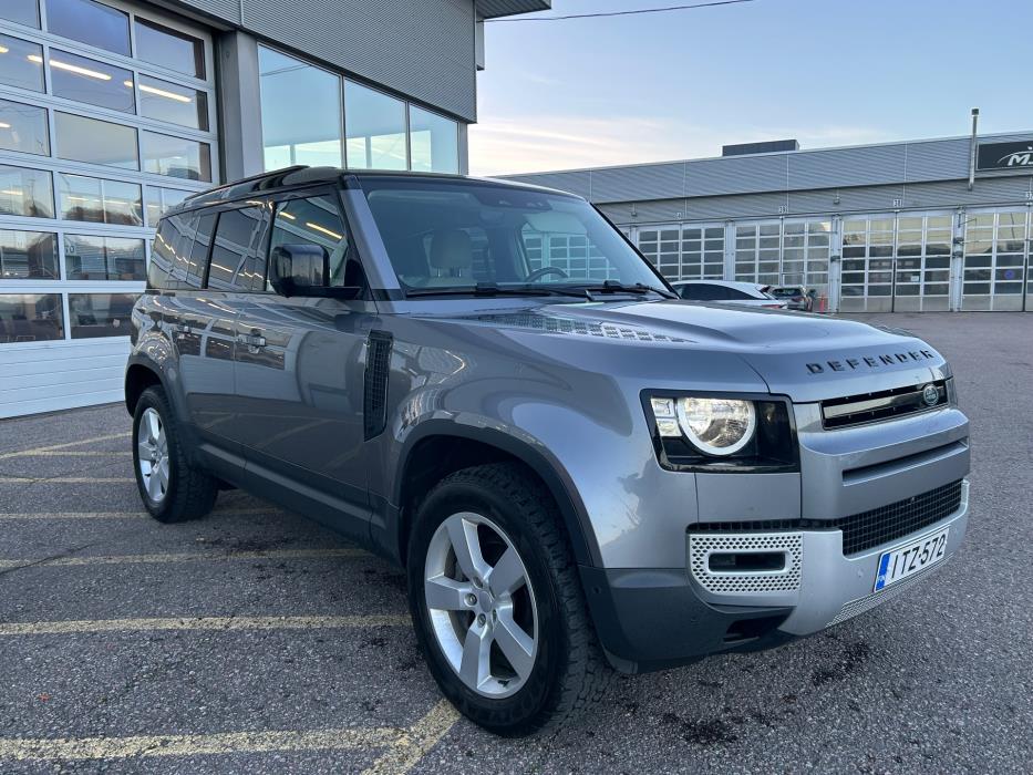 Land Rover Defender 2022