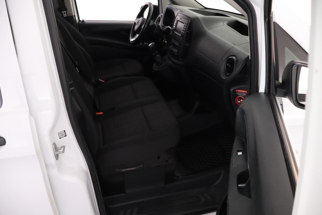 MERCEDES-BENZ VITO 2020