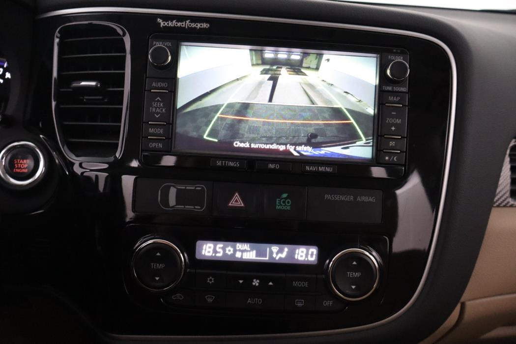 Mitsubishi Outlander 2014