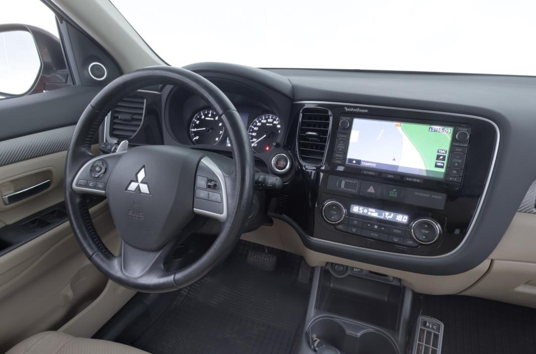 Mitsubishi Outlander 2014