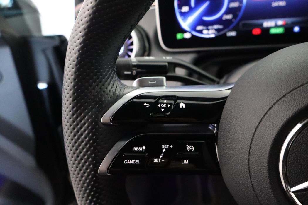 Mercedes-Benz EQE 2024